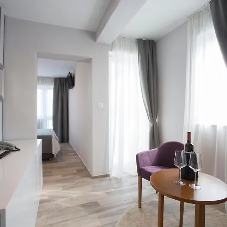 Boutique Intermezzo - Pag Centre Pag Town