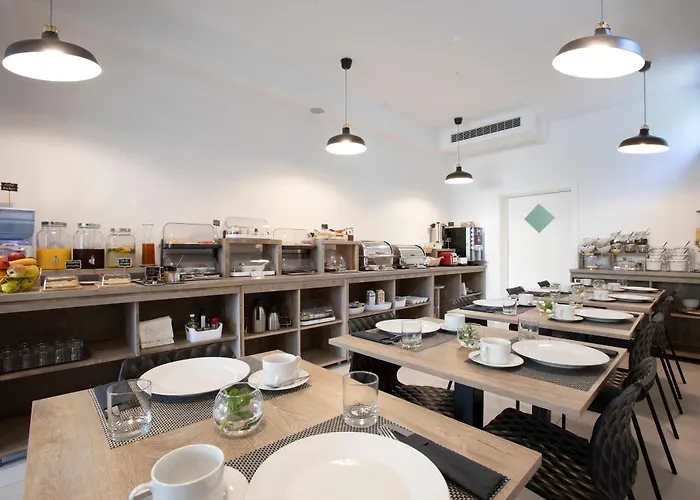 Boutique Intermezzo - Pag Centre باغ