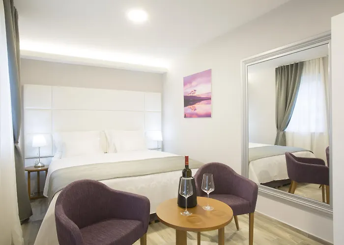 Boutique Intermezzo - Pag Centre باغ