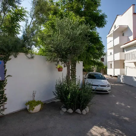 Boutique Intermezzo - Pag Centre