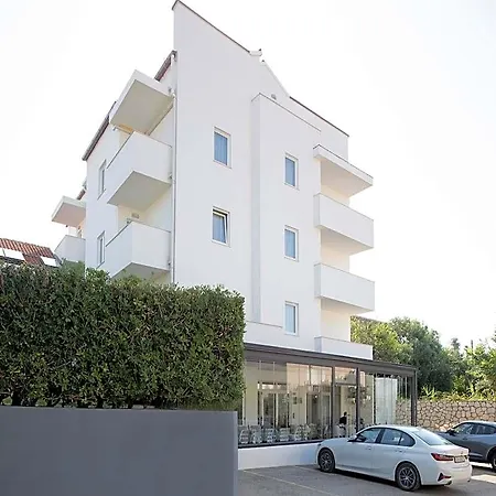 Отель Boutique Intermezzo - Pag Centre