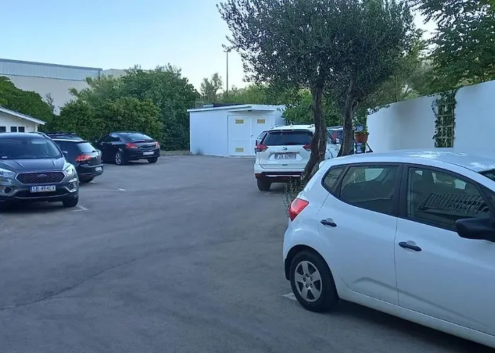 Boutique Intermezzo - Pag Centre Отель Паг