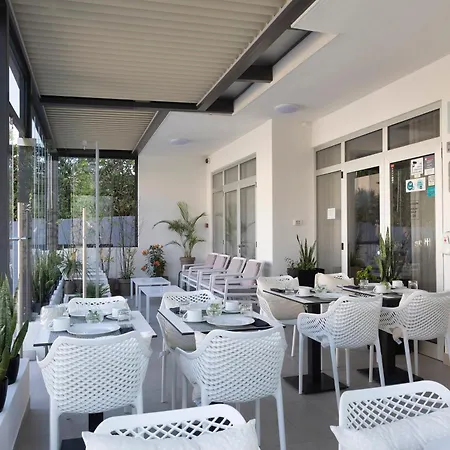 Boutique Intermezzo - Pag Centre 4* Pag Town